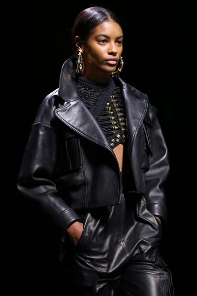Look 57